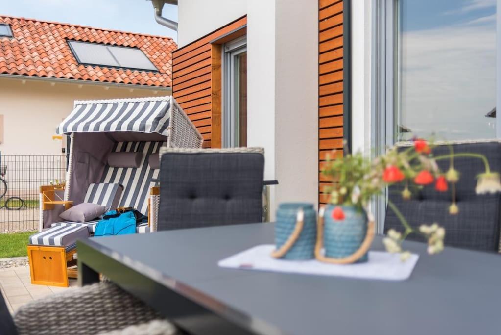5 Sterne-Ferienhaus Eisvogel Am See Mit Sauna Und Kamin Krakow am See Bagian luar foto