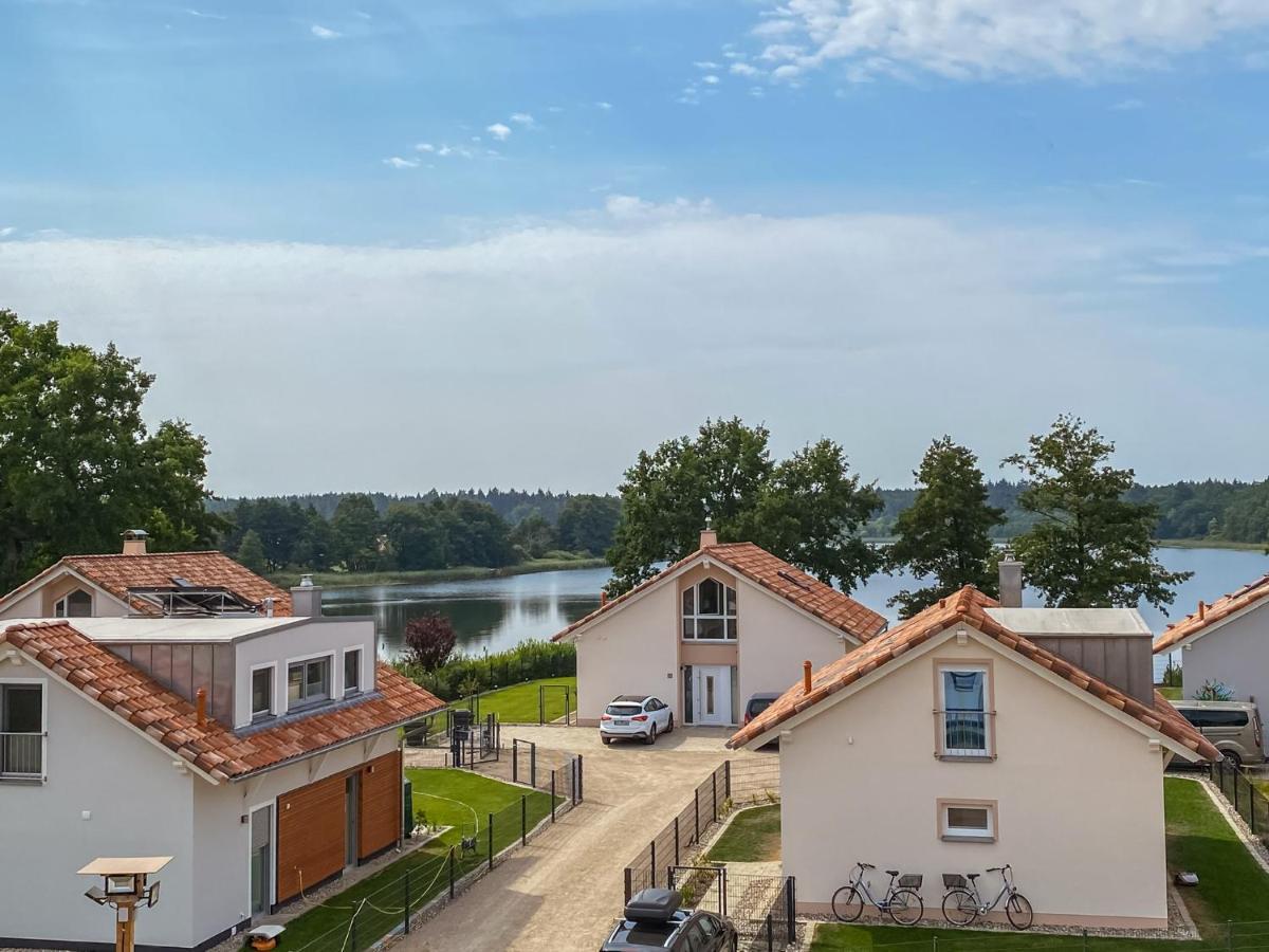 5 Sterne-Ferienhaus Eisvogel Am See Mit Sauna Und Kamin Krakow am See Bagian luar foto